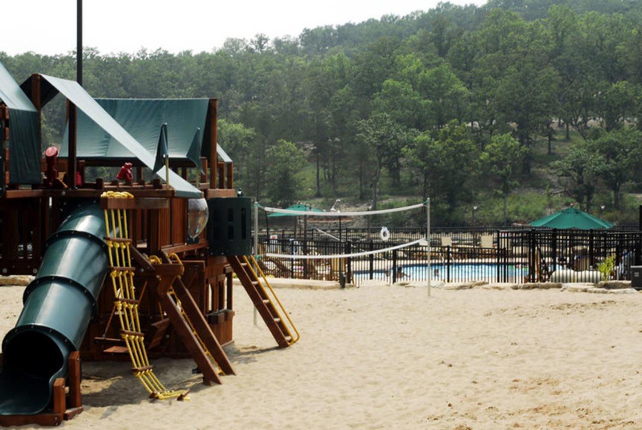 Couples Condo Retreat Overlooking Golf Course Branson West Luaran gambar